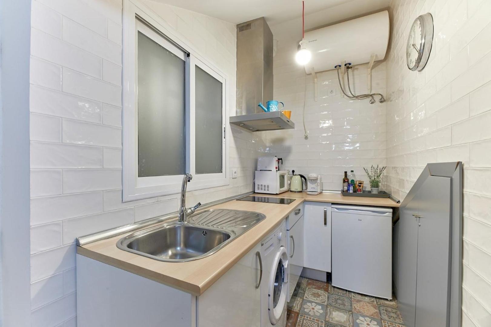 Fee4Me. Amazing Apartment In The Heart Of Lavapies Madrid Exterior photo